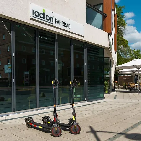 Radlon Fahrrad-komfort-hotel Βάρεν