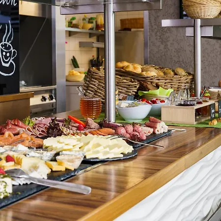 Hotel Radlon Fahrrad-komfort-hotel Waren (Mueritz)