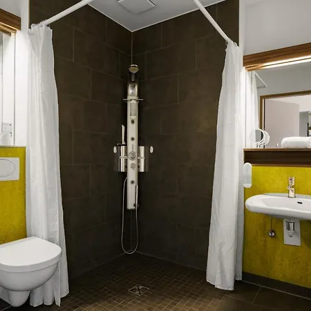 Radlon Fahrrad-komfort-hotel Βάρεν