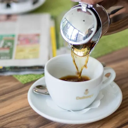 Radlon Fahrrad-komfort-hotel 3* Βάρεν