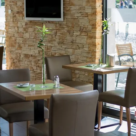 Radlon Fahrrad-komfort-hotel 3* Waren (Mueritz)