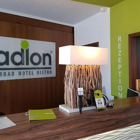 Ξενοδοχείο Radlon Fahrrad-komfort-hotel Βάρεν